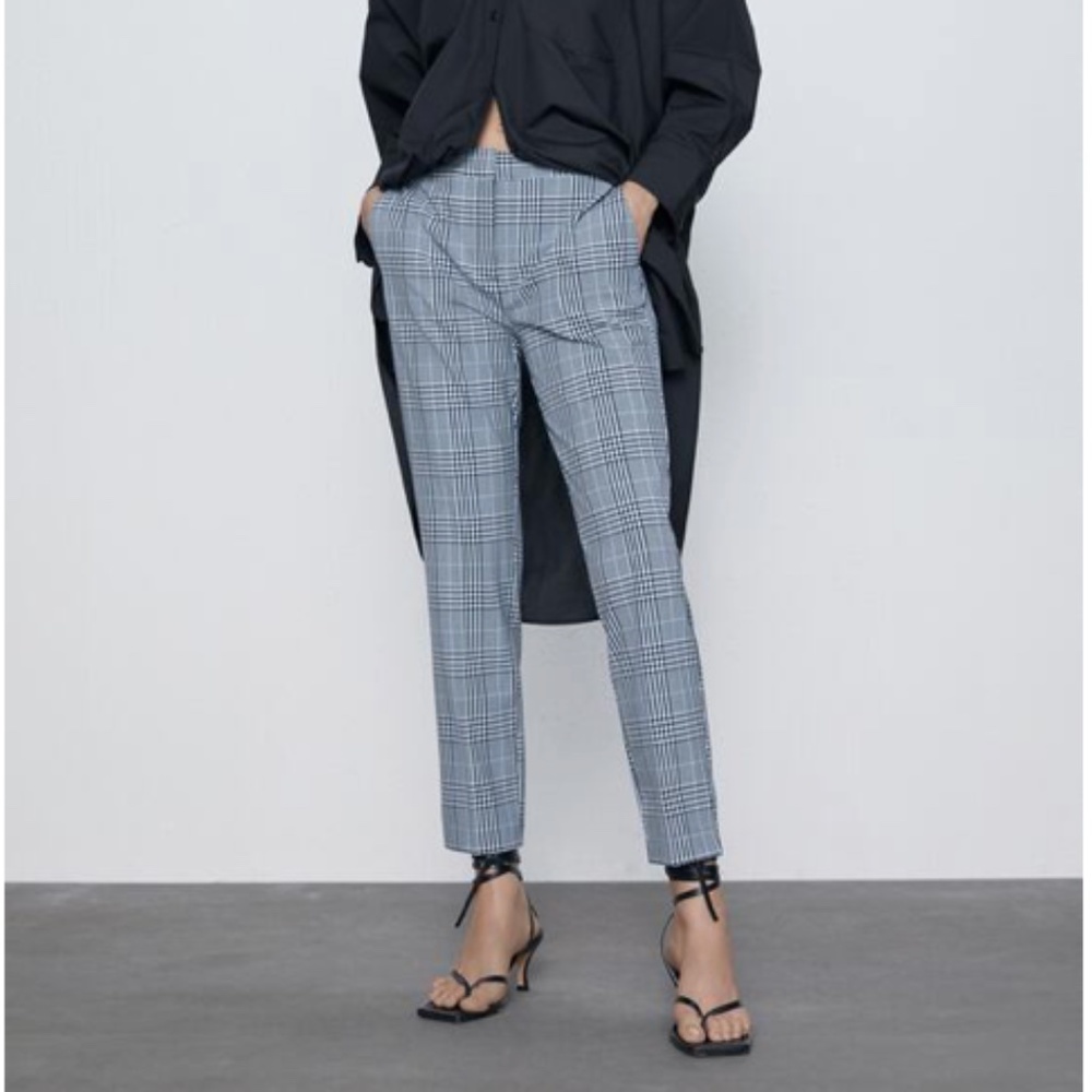 Zara jogger waist pants in blue plaid